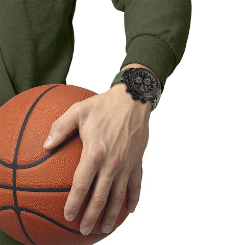 Tissot horloge met een kast in staal, met een wijzerplaat in het grijs en een diameter van 45 mm