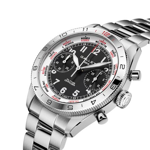 Gallet horloge met een kast in staal, met een wijzerplaat in het zwart en een diameter van 40 mm