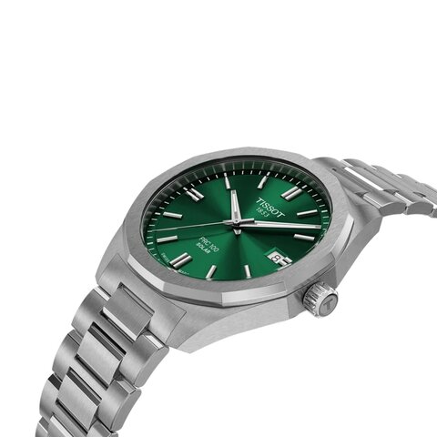 montre Tissot avec un boîtier en acier, un cadran vert et un diamètre de 39 mm